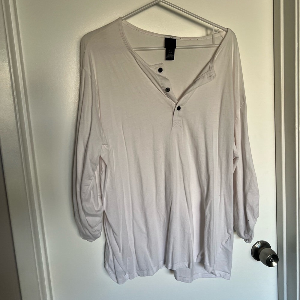 H&M lounge u-neck men’s shirt size XL